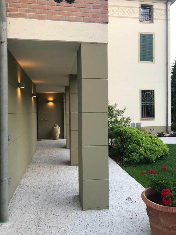La Sosta Fuori Stazione Bed & Breakfast Brescello Eksteriør bilde